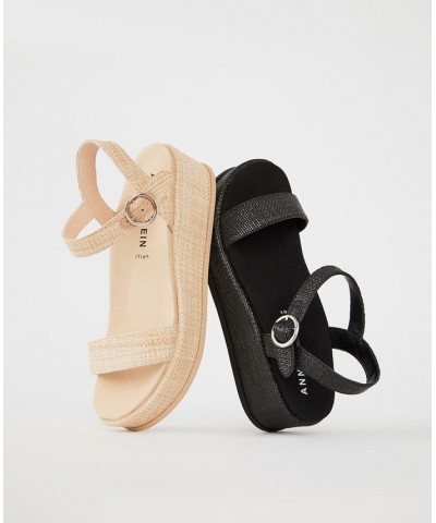 Women's Vada Platform Sandal PD04 $33.18 Shoes