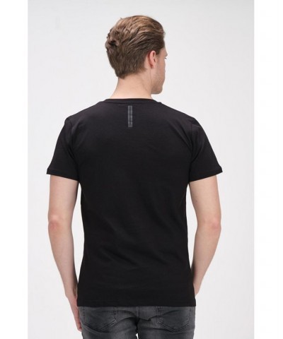 Men's Modern Fitted Panel T-shirt Black $39.00 T-Shirts