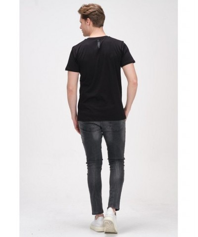 Men's Modern Fitted Panel T-shirt Black $39.00 T-Shirts