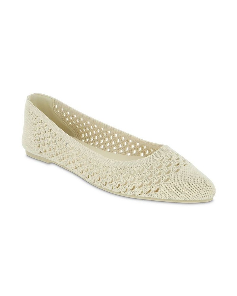 Women's Lovi Pointed Toe Flat Ivory/Cream $43.99 Shoes