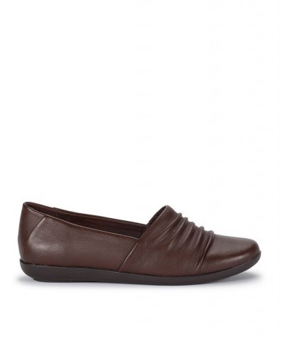 Women's Piper Slip On Flats Brown $32.39 Shoes