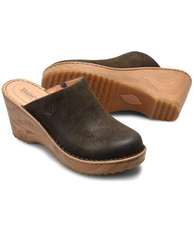 Women's Natalie Comfort Clogs Green $58.50 Shoes